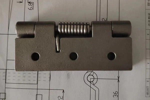 Cast Iron Chrome-plated Spring Hinges, Beautiful Craftsmanship, Are Commonly Used in Shopping Mall Display Racks
