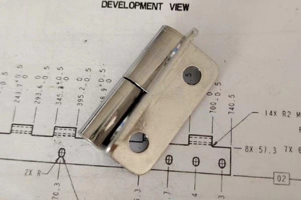 High-quality Metal Hinges, Strictly Tested For Quality, Excellent Quality