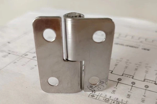 High-quality Metal Hinges, Strictly Tested For Quality, Excellent Quality